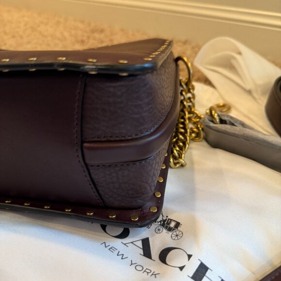 COACH® | Burgundy  double flap with gold and leather straps and wallet - Picture 10 of 14